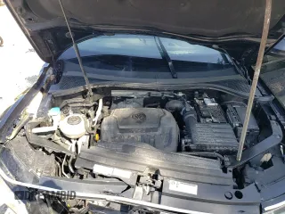 2018 Volkswagen Tiguan S with VIN 3VV0B7AX5JM033302, listed as a Copart auction lot 61534745 with 111,230 mi miles and Salvage title. Bid and sale history available at DreamBid. Image 12.