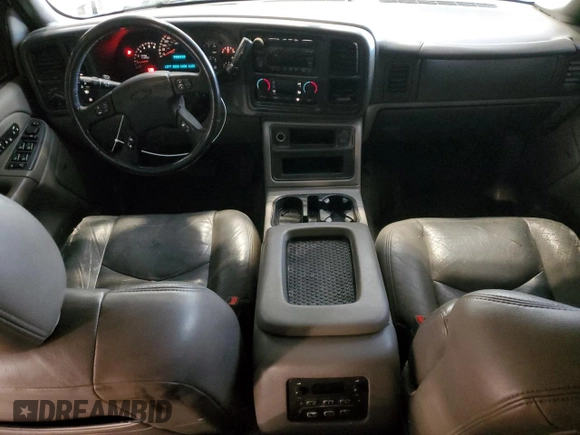 2004 Chevrolet Tahoe LS with VIN 1GNEK13T14J130565, listed as a Copart auction lot 75347344 with 271,663 mi miles and Salvage Title. Bid and sale history available at carsss.com. Image 8.