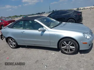 2008 Mercedes-Benz CLK 350 с VIN WDBTK56F28T088641, выставлен на аукционе IAAI как лот 41797102 с пробегом 136 971 миль миль и . История ставок и продаж доступна на DreamBid. Изображение 14.