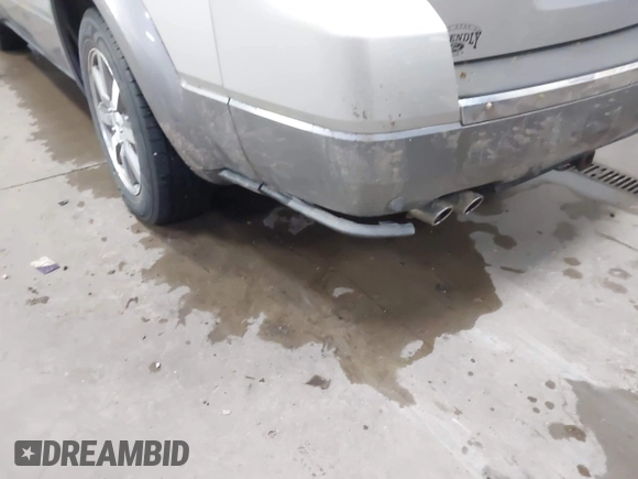 2008 Ford Taurus X SEL with VIN 1FMDK02W88GA12389, listed as a IAAI auction lot 42296138 with 127,484 mi miles and . Bid and sale history available at DreamBid. Image 6.