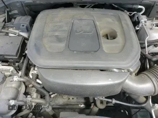 2019 Dodge Durango Pursuit z VIN 1C4RDJFG2KC793034, wystawiony jako Copart lot #60553445 z przebiegiem 90 763 mil mil oraz Czysty tytuł • Clean title. Historia ofert i sprzedaży dostępna na DreamBid. Obrazek 14.