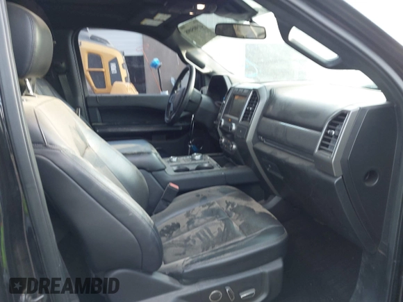 2019 Ford Expedition XLT z VIN 1FMJU1JTXKEA30678, wystawiony jako IAAI lot #41905098 z przebiegiem 156 746 mil mil oraz . Historia ofert i sprzedaży dostępna na DreamBid. Obrazek 5.