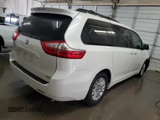 2015 Toyota Sienna XLE with VIN 5TDYK3DC4FS667923, listed as a Copart auction lot 86730854 with 62,486 mi miles and Salvage Title. Bid and sale history available at DreamBid. Image 3.