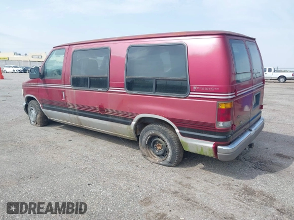 1993 Ford Econoline Cargo with VIN 1FDEE14N6PHB08293, listed as a IAAI auction lot 42052692 with Not Provided miles. Bid and sale history available at carsss.com. Image 3.