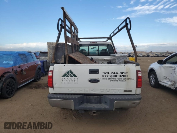 2008 Ford Super Duty F-250 SRW XL with VIN 1FTSX215X8ED07636, listed as a Copart auction lot 76420444 with 321,960 mi miles and Clean Title. Bid and sale history available at carsss.com. Image 6.
