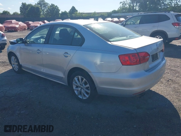 2012 Volkswagen Jetta SE with VIN 3VWDP7AJ5CM352597, listed as a IAAI auction lot 42301441 with 109,248 mi miles and . Bid and sale history available at DreamBid. Image 3.