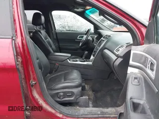 2013 Ford Explorer XLT with VIN 1FM5K7D94DGB68900, listed as a IAAI auction lot 41090687 with 219,170 mi miles and . Bid and sale history available at carsss.com. Image 5.
