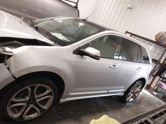 2014 Ford Edge Sport with VIN 2FMDK3AK5EBB73026, listed as a IAAI auction lot 41371831 with 67,802 mi miles. Bid and sale history available at carsss.com. Image 15.