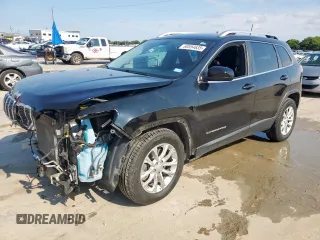 2019 Jeep Cherokee Latitude z VIN 1C4PJLCB7KD332961, wystawiony jako Copart lot #60554635 z przebiegiem 56 024 mil mil oraz Szkoda całkowita • Salvage title. Historia ofert i sprzedaży dostępna na DreamBid. Obrazek 1.