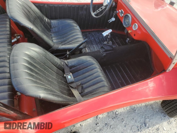 1967 Volkswagen Beetle with VIN 117037947, listed as a Copart auction lot 88703405 with 86,146 mi miles and Clean Title. Bid and sale history available at DreamBid. Image 5.