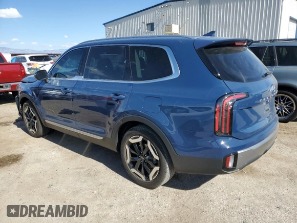 2024 Kia Telluride EX with VIN 5XYP34GC3RG561846, listed as a Copart auction lot 42808235 with 1,334 mi miles and Salvage Title. Bid and sale history available at DreamBid. Image 2.