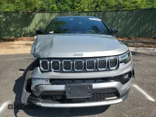 2023 Jeep Compass Limited with VIN 3C4NJDCN1PT565873, listed as a Copart auction lot 62000255 with 39,921 mi miles and Clean title. Bid and sale history available at DreamBid. Image 5.