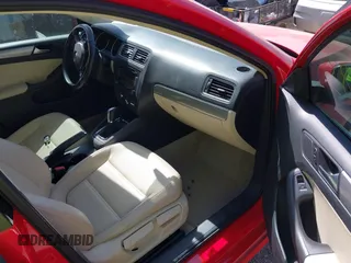 2015 Volkswagen Jetta SE с VIN 3VWD07AJ2FM357720, выставлен на аукционе IAAI как лот 42281983 с пробегом 92 965 миль миль и . История ставок и продаж доступна на DreamBid. Изображение 5.