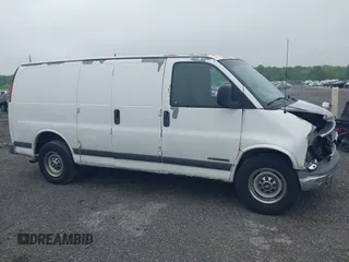 2002 Chevrolet Express Cargo with VIN 1GCHG35R621159402, listed as a IAAI auction lot 42170093 with Not provided miles and . Bid and sale history available at DreamBid. Image 13.