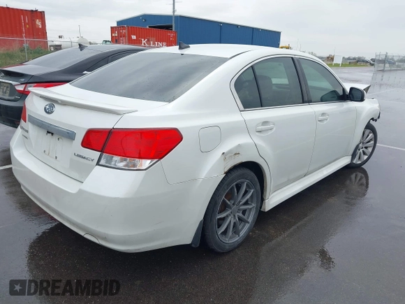 2011 Subaru Legacy Limited Power Moon with VIN 4S3BMCK65B3224141, listed as a IAAI auction lot 42145765 with 185,040 mi miles and . Bid and sale history available at DreamBid. Image 4.