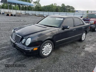 2000 Mercedes-Benz E 320 z VIN WDBJF65J6YB066039, wystawiony jako Copart lot #56731635 z przebiegiem 337 246 mil mil oraz Szkoda całkowita • Salvage title. Historia ofert i sprzedaży dostępna na DreamBid. Obrazek 1.