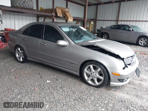 2007 Mercedes-Benz C 230 Sport с VIN WDBRF52H57E026692, выставлен на аукционе IAAI как лот 42351205 с пробегом 78 743 миль миль и . История ставок и продаж доступна на DreamBid. Изображение 1.