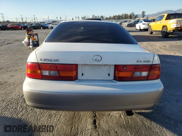 1997 Lexus ES 300 Luxury Sport Sdn with VIN JT8BF22GXV0017164, listed as a Copart auction lot 86785844 with 69,756 mi miles and Salvage Title. Bid and sale history available at carsss.com. Image 6.