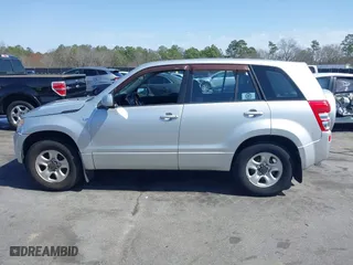 2007 Suzuki Grand Vitara with VIN JS3TE941774203347, listed as a IAAI auction lot 41717520 with 175,743 mi miles. Bid and sale history available at carsss.com. Image 14.