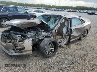 2019 Lincoln MKZ Reserve II z VIN 3LN6L5F98KR618444, wystawiony jako Copart lot #52863985 z przebiegiem Nie podano mil oraz Szkoda całkowita • Salvage title. Historia ofert i sprzedaży dostępna na DreamBid. Obrazek 1.
