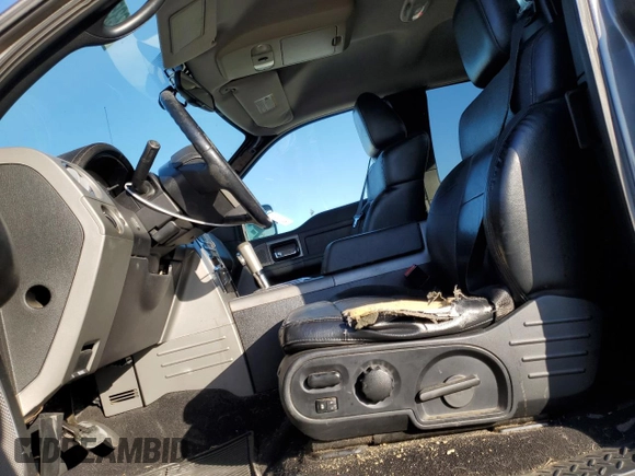 2007 Ford F-150 XLT with VIN 1FTPX14547KC72104, listed as a Copart auction lot 42355175 with 145,975 mi miles and Salvage Title. Bid and sale history available at carsss.com. Image 7.