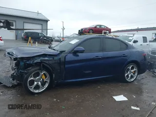 2019 Alfa Romeo Giulia Ti z VIN ZARFANBN8K7601203, wystawiony jako IAAI lot #41206418 z przebiegiem 4 000 mil mil oraz . Historia ofert i sprzedaży dostępna na DreamBid. Obrazek 15.