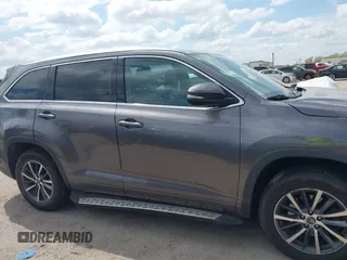2018 Toyota Highlander SE with VIN 5TDKZRFH9JS544012, listed as a IAAI auction lot 41885296 with 144,500 mi miles and . Bid and sale history available at DreamBid. Image 13.