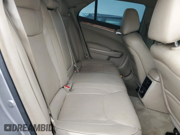 2014 Chrysler 300 with VIN 2C3CCAET7EH117675, listed as a Copart auction lot 89164525 with 93,133 mi miles and Clean Title. Bid and sale history available at carsss.com. Image 10.
