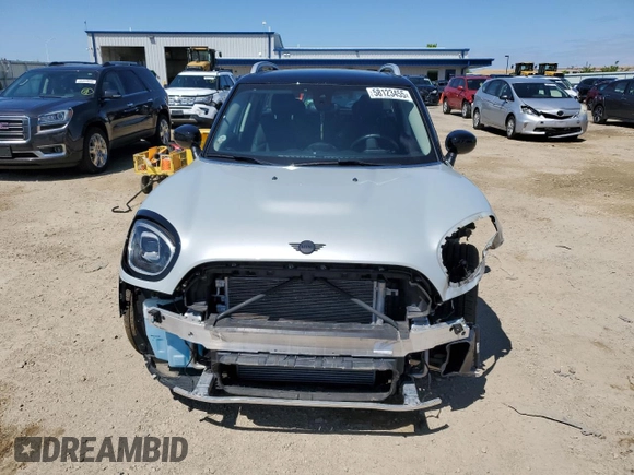 2023 MINI Countryman Cooper S с VIN WMZ83BR0XP3P64178, выставлен на аукционе Copart как лот 58123455 с пробегом 30 379 миль миль и Списание • Salvage title. История ставок и продаж доступна на DreamBid. Изображение 5.