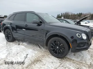2018 Bentley Bentayga Signature z VIN SJAAC2ZV3JC019181, wystawiony jako Copart lot #42995265 z przebiegiem 82 747 mil mil oraz Czysty tytuł • Clean title. Historia ofert i sprzedaży dostępna na DreamBid. Obrazek 4.