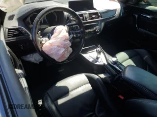 2020 BMW M2 Competition z VIN WBS2U7C0XL7E24083, wystawiony jako Copart lot #52687904 z przebiegiem Nie podano mil oraz Szkoda całkowita • Salvage title. Historia ofert i sprzedaży dostępna na DreamBid. Obrazek 8.
