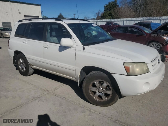 2004 Toyota Highlander with VIN JTEGP21A240011760, listed as a Copart auction lot 47115125 with 256,557 mi miles and Salvage Title. Bid and sale history available at carsss.com. Image 4.