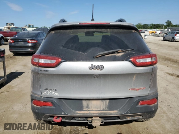 2017 Jeep Cherokee Trailhawk z VIN 1C4PJMBSXHW616640, wystawiony jako Copart lot #56380655 z przebiegiem 139 515 mil mil oraz Szkoda całkowita • Salvage title. Historia ofert i sprzedaży dostępna na DreamBid. Obrazek 6.