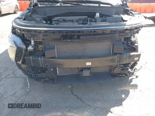 2024 Hyundai Kona SEL z VIN KM8HCCAB6RU059406, wystawiony jako IAAI lot #41969790 z przebiegiem 13 353 mil mil oraz . Historia ofert i sprzedaży dostępna na DreamBid. Obrazek 6.