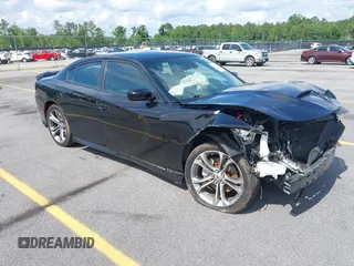 2021 Dodge Charger R/T z VIN 2C3CDXCT1MH522111, wystawiony jako IAAI lot #42231810 z przebiegiem 61 262 mil mil oraz . Historia ofert i sprzedaży dostępna na DreamBid. Obrazek 1.