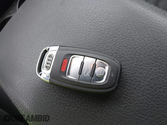 2014 Audi A6 Premium Plus z VIN WAUGFAFCXEN065126, wystawiony jako IAAI lot #42333403 z przebiegiem 121 467 mil mil oraz . Historia ofert i sprzedaży dostępna na DreamBid. Obrazek 11.