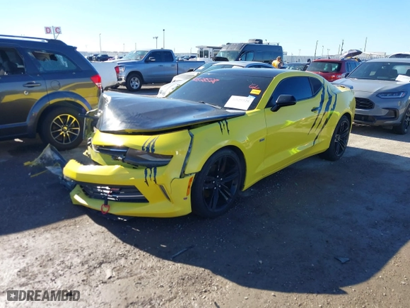 2018 Chevrolet Camaro 1LT with VIN 1G1FB1RS8J0124087, listed as a IAAI auction lot 40828528 with 67,073 mi miles. Bid and sale history available at carsss.com. Image 18.