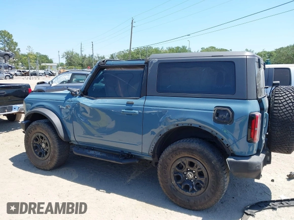 2021 Ford Bronco z VIN 1FMDE5CP5MLA98340, wystawiony jako IAAI lot #42064998 z przebiegiem 38 569 mil mil oraz . Historia ofert i sprzedaży dostępna na DreamBid. Obrazek 15.