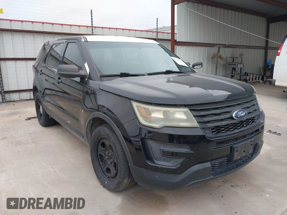 2016 Ford Utility Police Interceptor with VIN 1FM5K8AR9GGB44638, listed as a IAAI auction lot 42020602 with 136,518 mi miles. Bid and sale history available at carsss.com. Image 1.