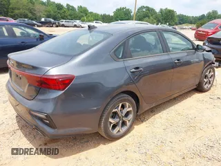 2021 Kia Forte LXS с VIN 3KPF24ADXME267429, выставлен на аукционе IAAI как лот 42589531 с пробегом 94 076 миль миль и . История ставок и продаж доступна на DreamBid. Изображение 4.