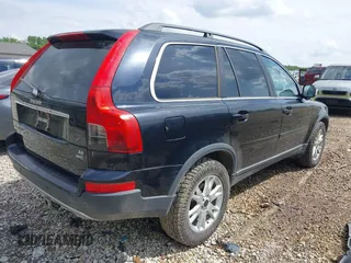 2008 Volvo XC90 I6 z VIN YV4CZ982181485104, wystawiony jako IAAI lot #42361733 z przebiegiem 160 582 mil mil oraz . Historia ofert i sprzedaży dostępna na DreamBid. Obrazek 4.