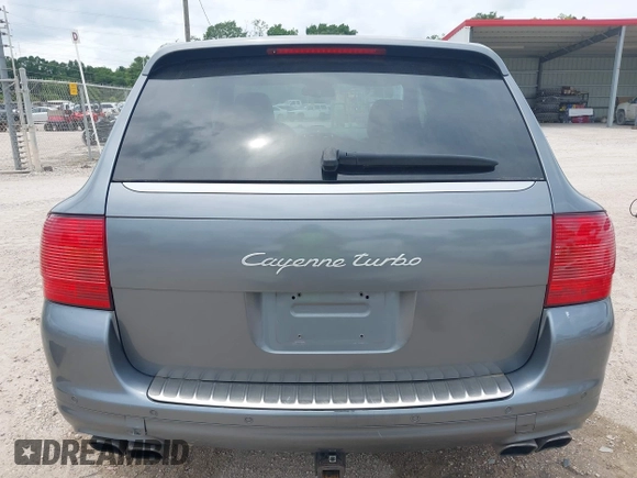 2005 Porsche Cayenne Turbo z VIN WP1AC29P25LA90019, wystawiony jako IAAI lot #42295764 z przebiegiem 164 927 mil mil oraz . Historia ofert i sprzedaży dostępna na DreamBid. Obrazek 16.