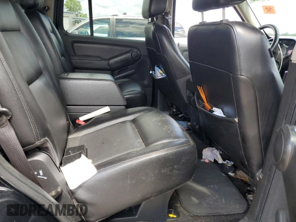 2006 Ford Explorer Limited with VIN 1FMEU65886UB32903, listed as a Copart auction lot 58937305 with Not provided miles and Salvage title. Bid and sale history available at DreamBid. Image 10.