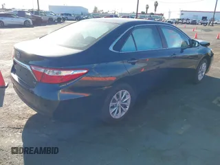 2015 Toyota Camry XLE with VIN 4T4BF1FK4FR512658, listed as a IAAI auction lot 41419793 with 91,741 mi miles. Bid and sale history available at carsss.com. Image 4.