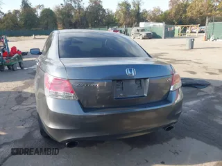 2010 Honda Accord EX z VIN 5KBCP3F72AB003825, wystawiony jako IAAI lot #40726431 z przebiegiem 172 626 mil mil oraz . Historia ofert i sprzedaży dostępna na DreamBid. Obrazek 16.