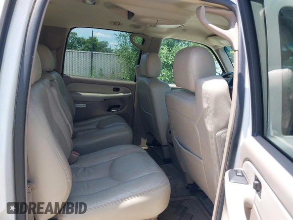 2003 Chevrolet Suburban LS with VIN 3GNEC16ZX3G103393, listed as a IAAI auction lot 42679046 with 316,490 mi miles and . Bid and sale history available at DreamBid. Image 8.