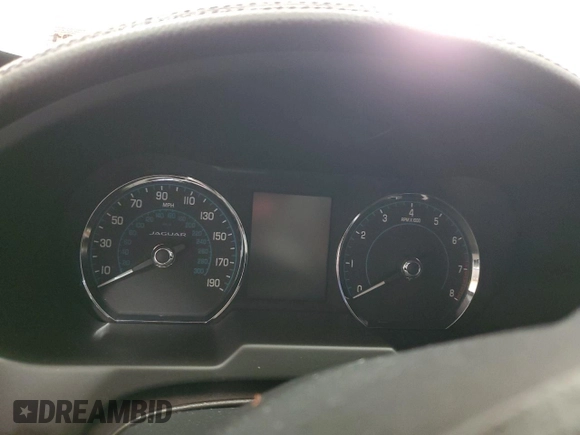 2015 Jaguar XF V6 Portfolio with VIN SAJWJ0FF8F8U62692, listed as a Copart auction lot 48338255 with 0 mi miles and Clean Title. Bid and sale history available at carsss.com. Image 9.