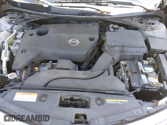 2013 Nissan Altima SV with VIN 1N4AL3AP9DC250808, listed as a IAAI auction lot 41980619 with 172,675 mi miles and . Bid and sale history available at carsss.com. Image 10.