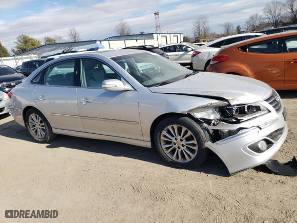 2011 Hyundai Azera Limited with VIN KMHFC4DFXBA530864, listed as a Copart auction lot 45673405 with 96,940 mi miles and Salvage Title. Bid and sale history available at carsss.com. Image 4.