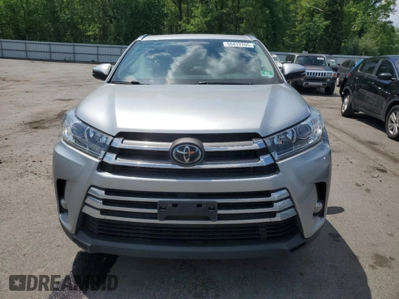 2018 Toyota Highlander Limited z VIN 5TDDZRFH4JS865237, wystawiony jako Copart lot #55417765 z przebiegiem 97 421 mil mil oraz Szkoda całkowita • Salvage title. Historia ofert i sprzedaży dostępna na DreamBid. Obrazek 5.